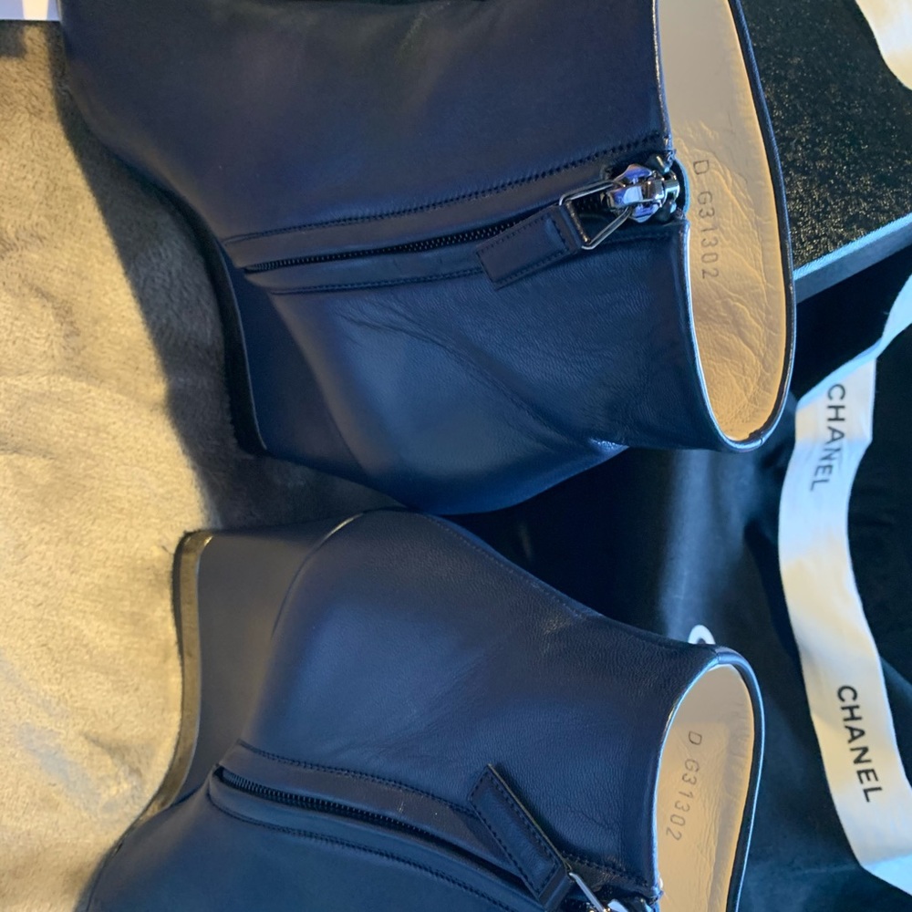 Chanel Bottines - Picture 2 of 8